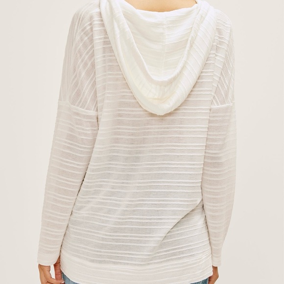 NWT Lightweight Hacci Hoodie Sweater White - Picture 3 of 10